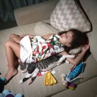 gatos y niños